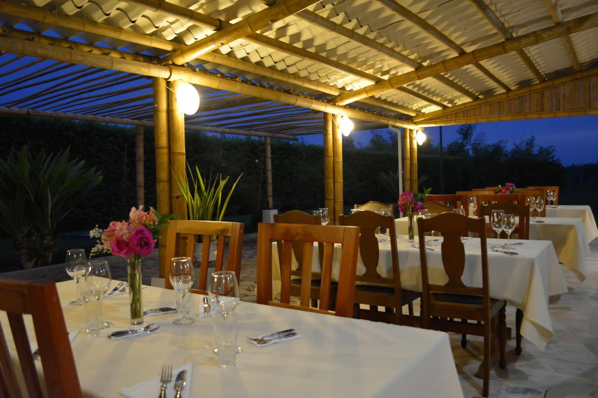 El Lugar Boutique Hotel Cerritos Екстер'єр фото